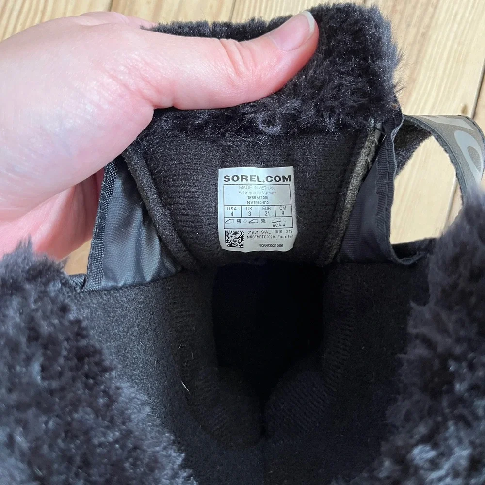 Sorel Snow Commander Black Waterproof Faux Fur Toddler Boots winter Size 4